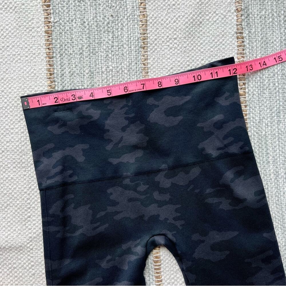 Spanx Seamless Black Grey Camo High Rise Leggings Women’s Size Medium - Picture 6 of 10